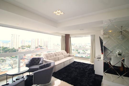 Apartamento para alugar com 3 quartos, 220m² em Santa Teresinha, São Paulo