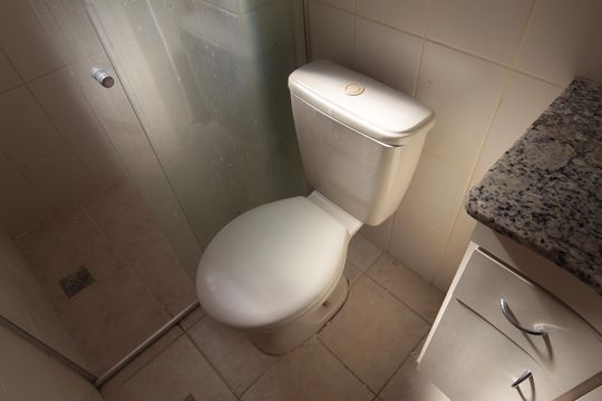 Banheiro da Suite de apartamento à venda com 2 quartos, 79m² em Dona Clara, Belo Horizonte