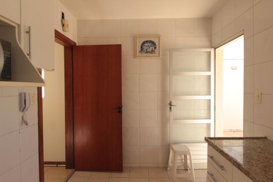 Cozinha de apartamento à venda com 2 quartos, 79m² em Dona Clara, Belo Horizonte