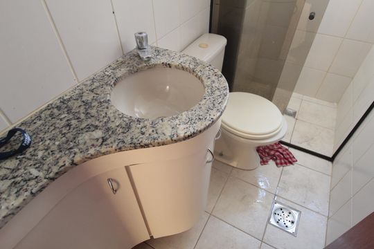 Banheiro Social de apartamento à venda com 2 quartos, 79m² em Dona Clara, Belo Horizonte