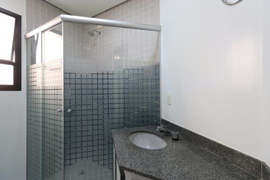 Banheiro Social de apartamento à venda com 3 quartos, 105m² em Vila Leopoldina, São Paulo