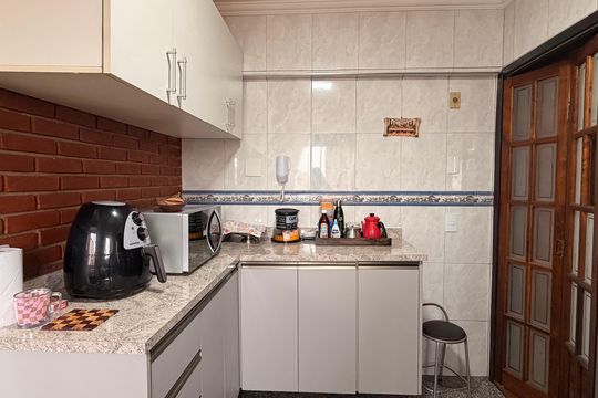 Cozinha de apartamento à venda com 2 quartos, 64m² em Vila Caminho do Mar, São Bernardo do Campo