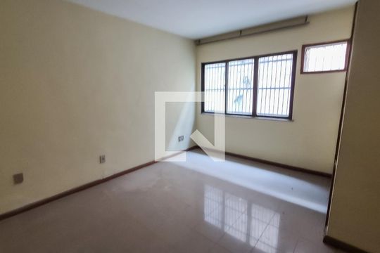 Apartamento para alugar com 1 quarto, 57m² em Bonsucesso, Rio de Janeiro