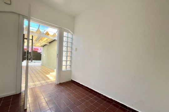 Entrada Casa 1 de casa à venda com 5 quartos, 227m² em Jabaquara, São Paulo