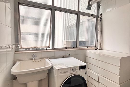 Área de Serviço de apartamento para alugar com 2 quartos, 100m² em Vila Nova Conceição, São Paulo