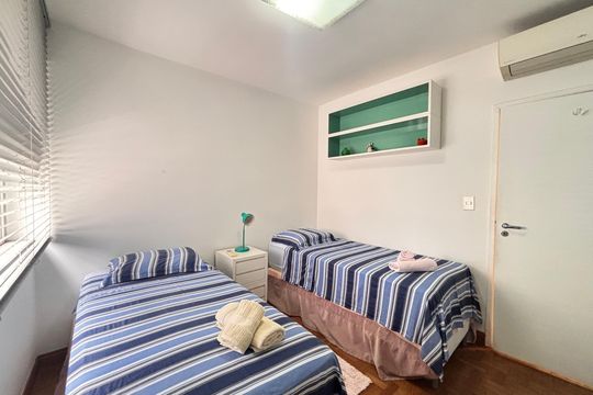 Quarto de apartamento para alugar com 2 quartos, 100m² em Vila Nova Conceição, São Paulo