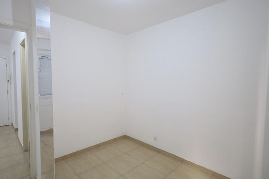 Quarto 2 de apartamento para alugar com 2 quartos, 45m² em Jardim Sao Pedro, Osasco