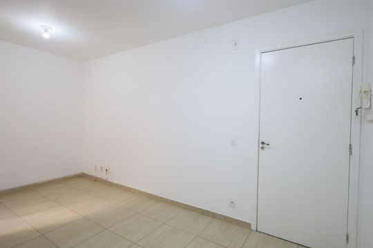 Sala de apartamento para alugar com 2 quartos, 45m² em Jardim Sao Pedro, Osasco