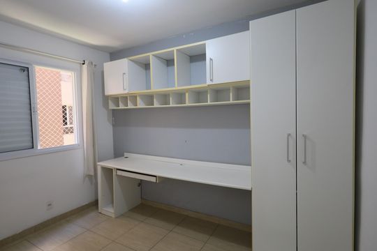 Quarto 1 de apartamento para alugar com 2 quartos, 45m² em Jardim Sao Pedro, Osasco