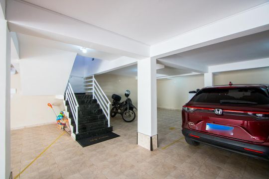 Garagem de apartamento à venda com 2 quartos, 42m² em Vila Alzira, Santo André