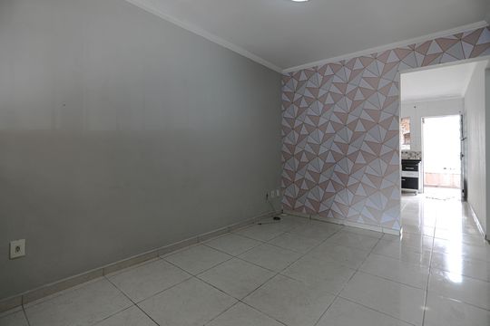 Casa para alugar com 2 quartos, 75m² em Vila Caputera, Mogi das Cruzes