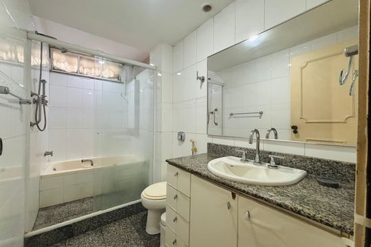 Apartamento para alugar com 3 quartos, 230m² em Copacabana, Rio de Janeiro