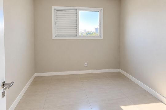 Quarto 2 de apartamento para alugar com 2 quartos, 55m² em Vila Scarpelli, Santo André