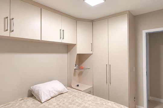 Quarto 1 de apartamento para alugar com 2 quartos, 55m² em Vila Scarpelli, Santo André