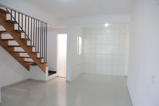 Casa para alugar com 2 quartos, 80m² em Vila Curuçá Velha, São Paulo