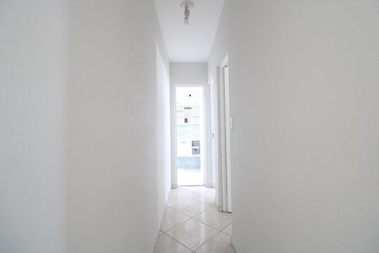 Corredor de apartamento à venda com 2 quartos, 56m² em Vila Sao Jose (cidade Dutra), São Paulo