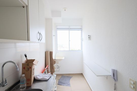 Cozinha e Área de Serviço de apartamento à venda com 2 quartos, 40m² em Jardim Boa Vista (zona Oeste), Osasco