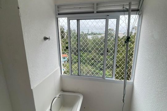Área de serviço de apartamento para alugar com 2 quartos, 43m² em Jardim Paris, São Paulo