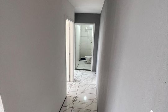 Corredor de apartamento para alugar com 2 quartos, 43m² em Jardim Paris, São Paulo