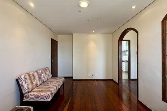 Sala de apartamento para alugar com 3 quartos, 117m² em Cidade Nova, Belo Horizonte