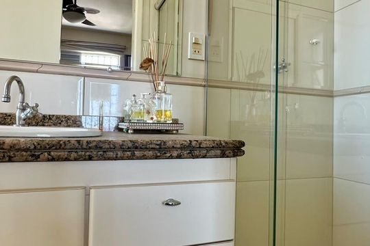 Banheiro da Suíte de apartamento para alugar com 3 quartos, 117m² em Cidade Nova, Belo Horizonte