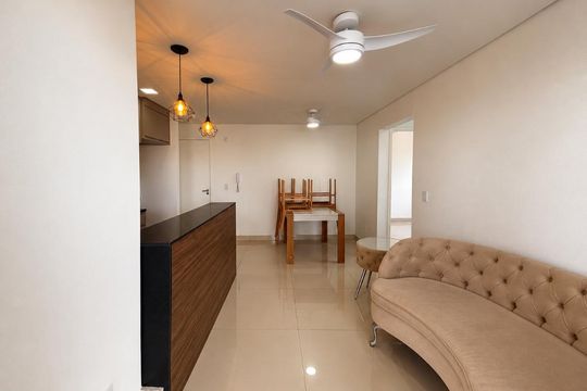 Sala de apartamento à venda com 2 quartos, 55m² em Bela Vista, Osasco