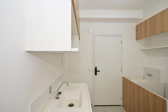 Cozinha de apartamento para alugar com 1 quarto, 28m² em Morumbi, São Paulo