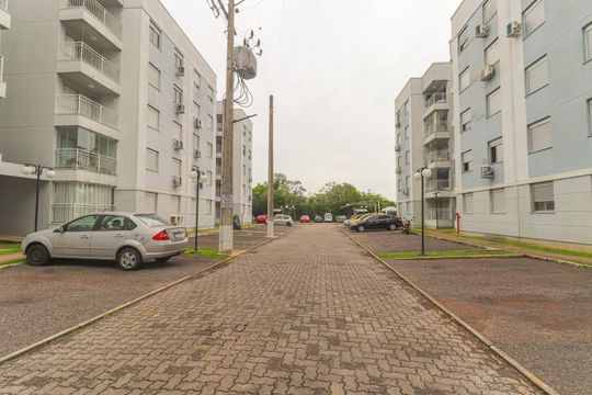 Garagem de apartamento à venda com 2 quartos, 49m² em Olaria, Canoas