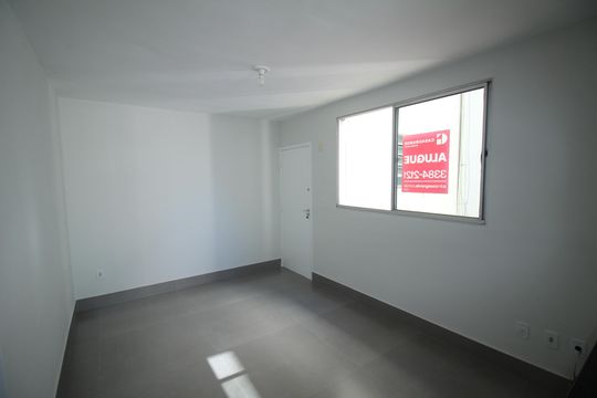 Sala de apartamento para alugar com 2 quartos, 50m² em Olaria, Contagem