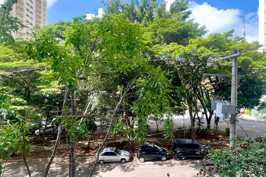 Vista da Varanda de apartamento à venda com 4 quartos, 277m² em Sumaré, São Paulo