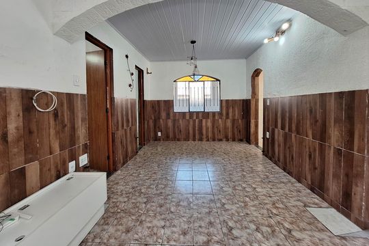Sala de casa para alugar com 2 quartos, 120m² em Engenhoca, Niterói