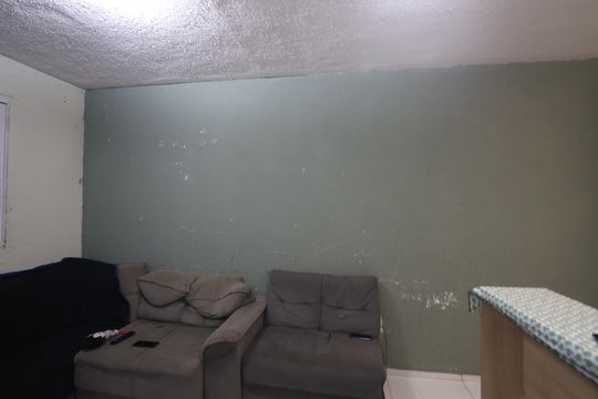 Sala de apartamento à venda com 2 quartos, 41m² em Mato Grande, Canoas