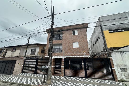 Faixada de apartamento para alugar com 1 quarto, 65m² em Parque Bitaru, São Vicente