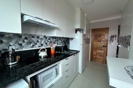 Cozinha  de apartamento para alugar com 1 quarto, 65m² em Parque Bitaru, São Vicente