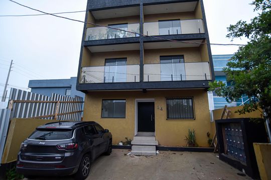 Fachada do Prédio de apartamento para alugar com 1 quarto, 33m² em Jardim Algarve, Alvorada