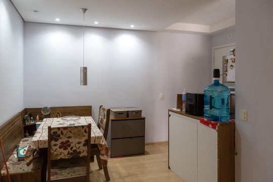 Sala de apartamento à venda com 3 quartos, 56m² em Jardim Testae, Guarulhos
