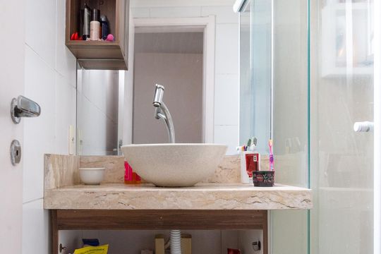 Banheiro do Quarto 3 suíte de apartamento à venda com 3 quartos, 56m² em Jardim Testae, Guarulhos