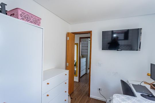 Quarto 2 de apartamento à venda com 2 quartos, 50m² em Vila Arcadia, São Paulo