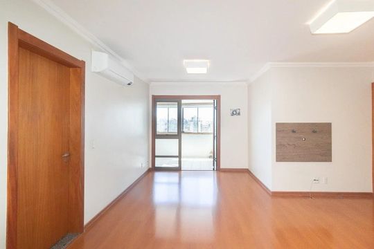 Sala de apartamento para alugar com 3 quartos, 100m² em Menino Deus, Porto Alegre