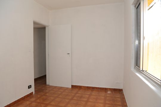 Quarto de casa para alugar com 1 quarto, 60m² em Vila Zefira, São Paulo