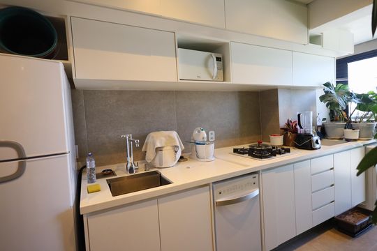 Sala/Cozinha de apartamento à venda com 1 quarto, 30m² em Km 18, Osasco
