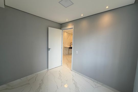 Quarto 2  de apartamento para alugar com 2 quartos, 32m² em Jardim Caravelas, São Paulo
