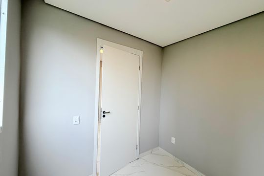 Quarto 1  de apartamento para alugar com 2 quartos, 32m² em Jardim Caravelas, São Paulo