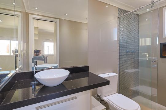 Banheiro da Suíte de apartamento à venda com 2 quartos, 63m² em Barra Funda, São Paulo