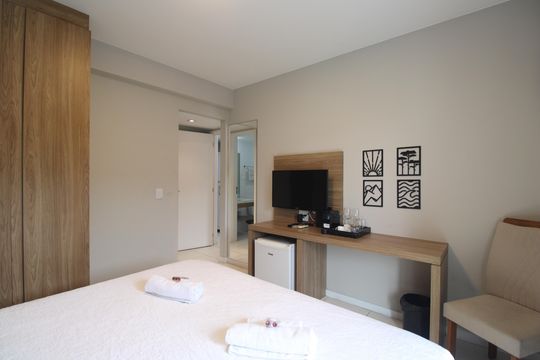 Suíte de kitnet/studio para alugar com 1 quarto, 28m² em Camorim, Rio de Janeiro