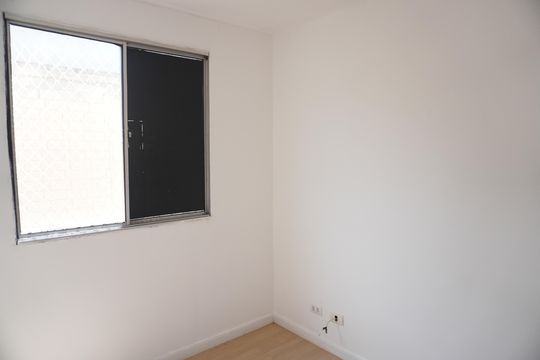 Quarto 2 de apartamento para alugar com 2 quartos, 44m² em Vila Santa Cruz (zona Leste), São Paulo