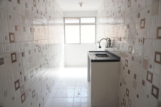 Cozinha de apartamento para alugar com 2 quartos, 44m² em Vila Santa Cruz (zona Leste), São Paulo