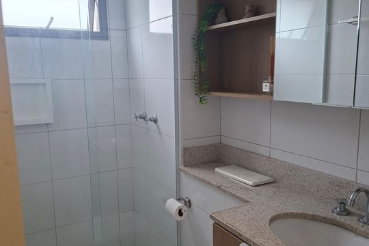 Banheiro de kitnet/studio à venda com 1 quarto, 40m² em Indianópolis, São Paulo