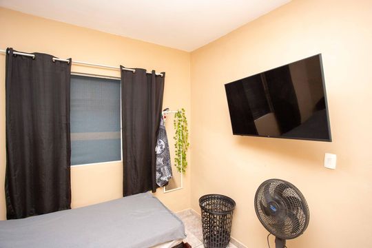 Quarto 1 de casa à venda com 3 quartos, 200m² em Jardim Rubilene, Diadema