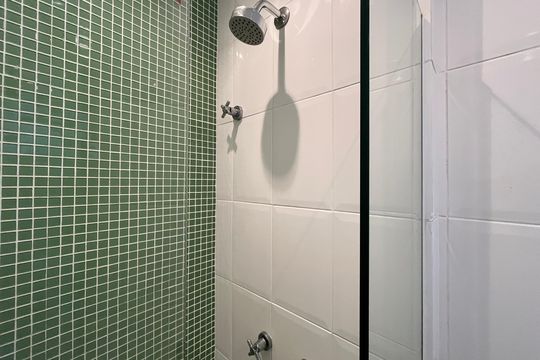 Banheiro Suíte de apartamento para alugar com 2 quartos, 80m² em Barra da Tijuca, Rio de Janeiro